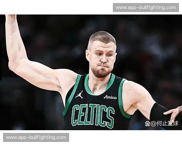 波尔津吉斯高位策应能力 勇士传切体系增添新发起点 波尔津吉斯高位策应能力 勇士传切体系增添新发起点